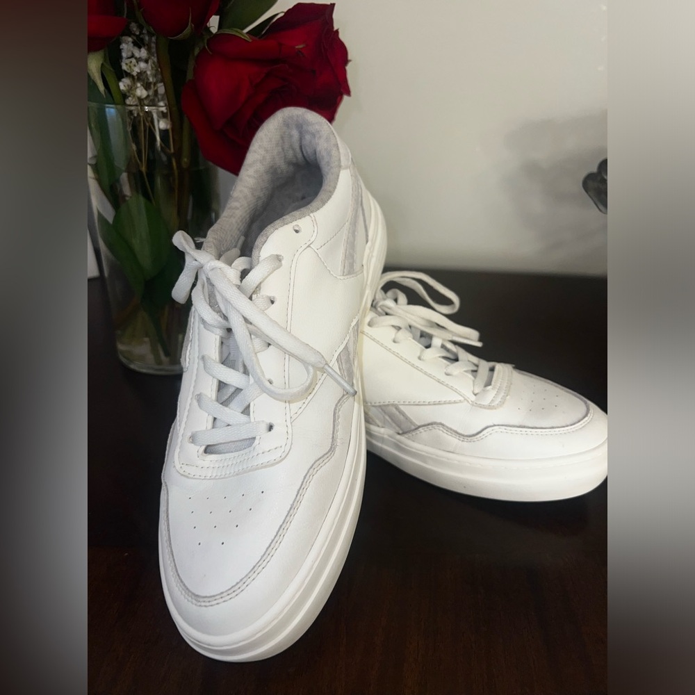 Reebok Women’s Court Advance Sneakers
